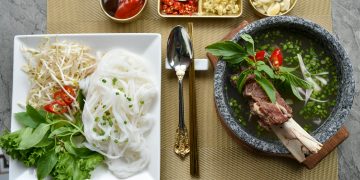 Pho Bo Hanoi: A Traditional Culinary Masterpiece