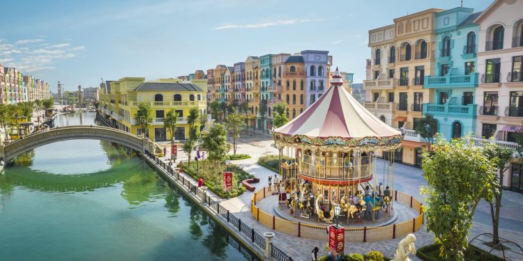 Mega Grand World Hanoi: A Must-Visit Destination for Global Travelers