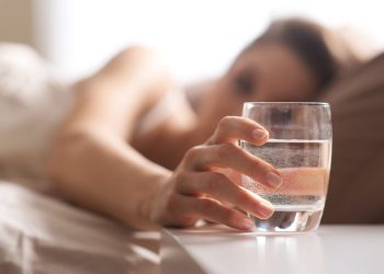 How to Stay Hydrated and the Benefits of Drinking Enough Water