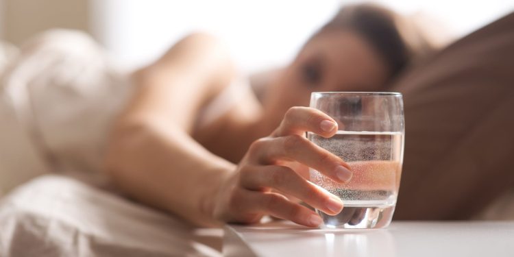 How to Stay Hydrated and the Benefits of Drinking Enough Water