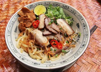 Cao Lau Hoi An: The Quintessential Noodle Dish of Ancient Town